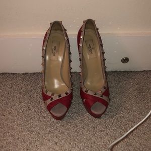 Size 38.5 Valentino Rockstud heels